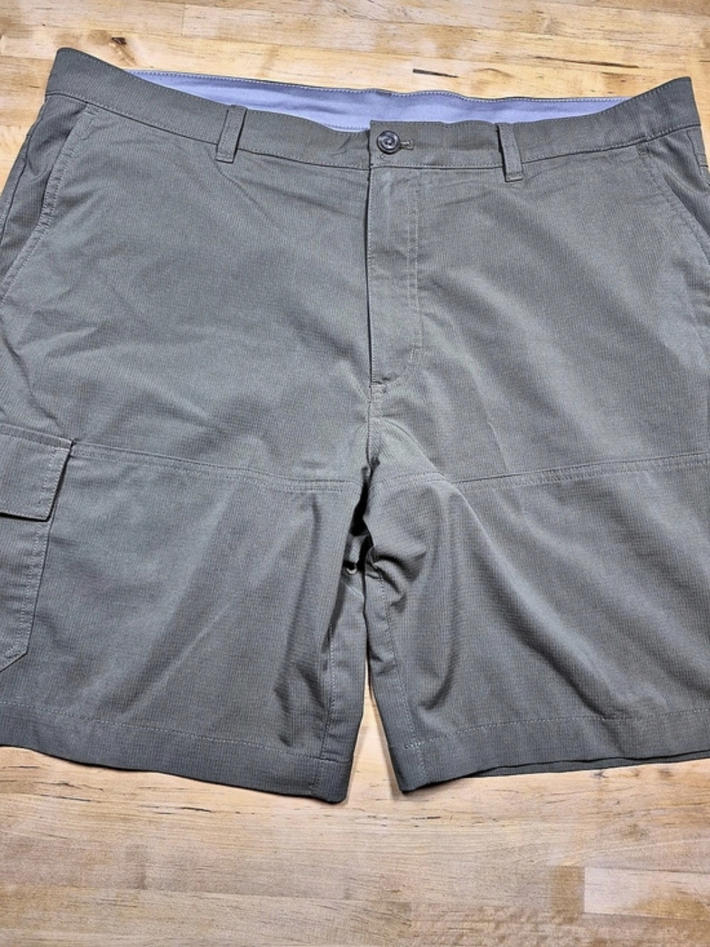 Savane Cargo Shorts in Green Size 38 Like New